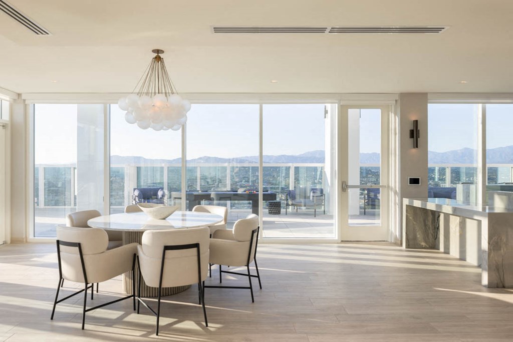 Sky Lounge - Hallasan