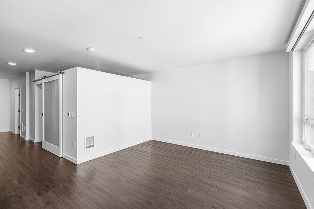 Westlake Steps - Living Room