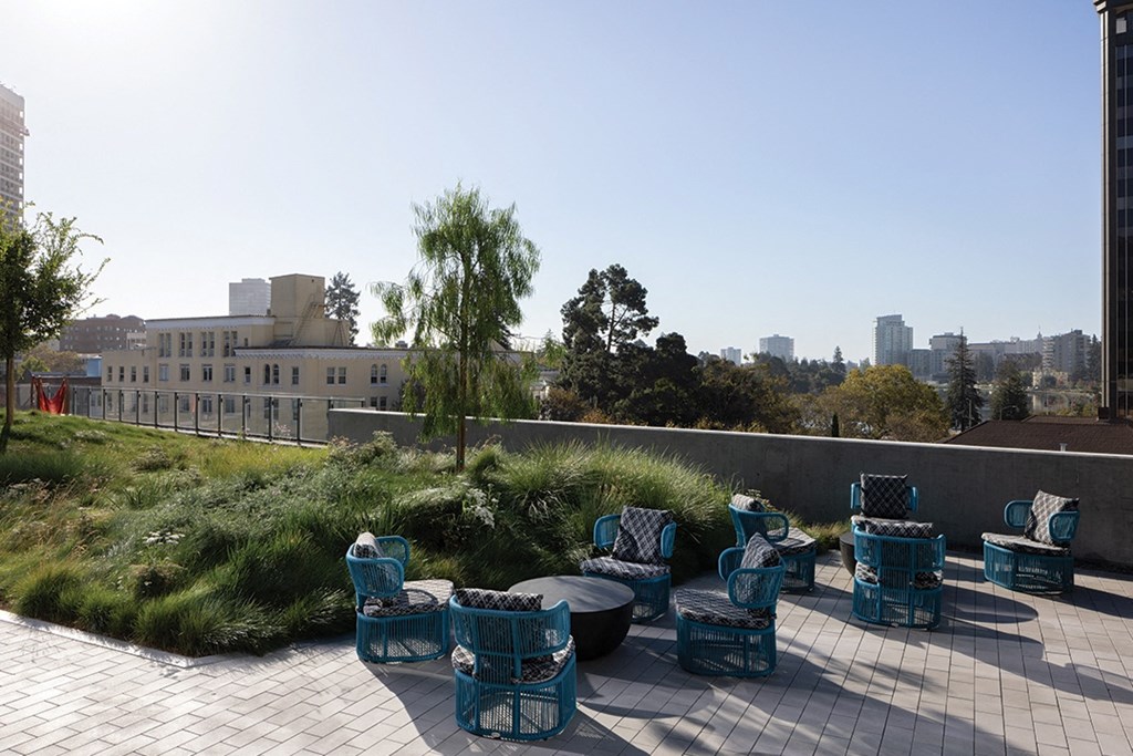 Outdoor Lounge Terrace - The Lark Uptown
