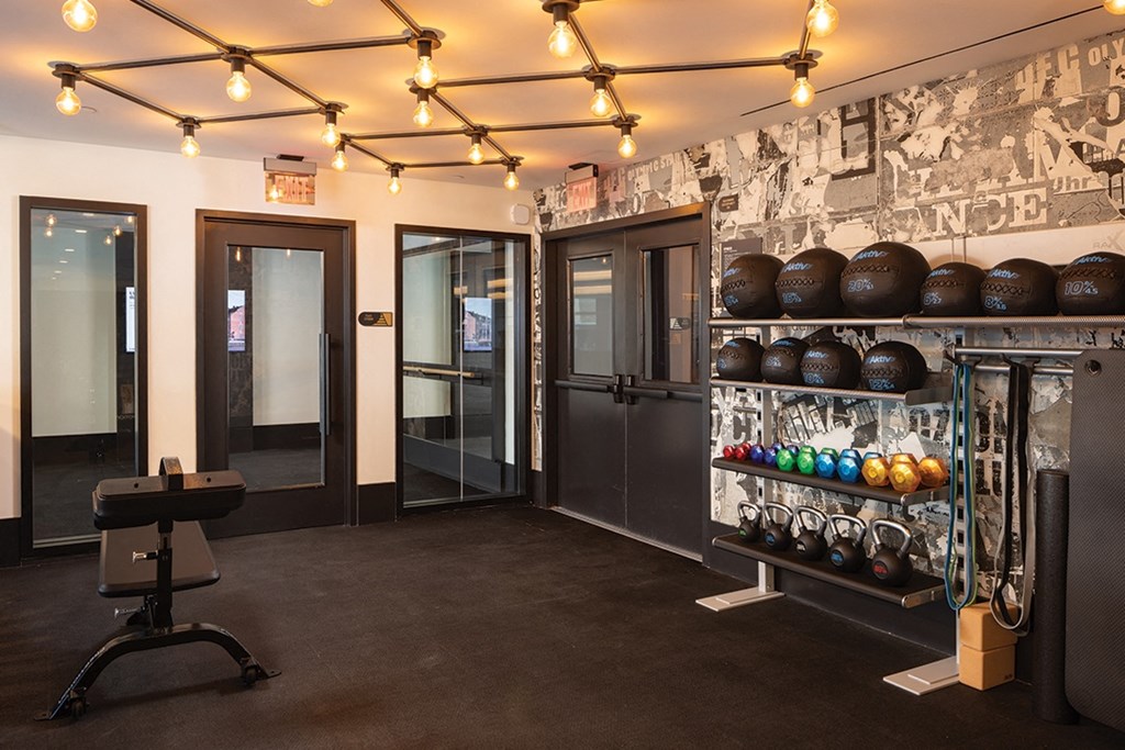 Two-Level Fitness - The Lark Uptown