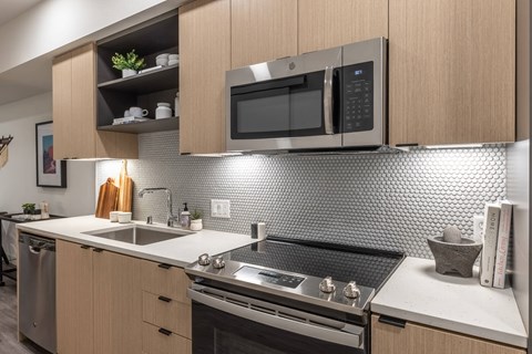 1 Bedroom Model Kitchen - Coen & Columbia