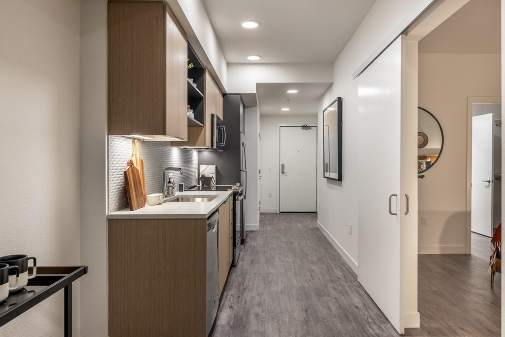 1 Bedroom Model - Coen & Columbia