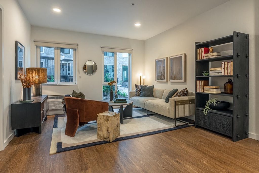 Coen And Columbia is a similar property to Leverich Apartments located in Vancouver