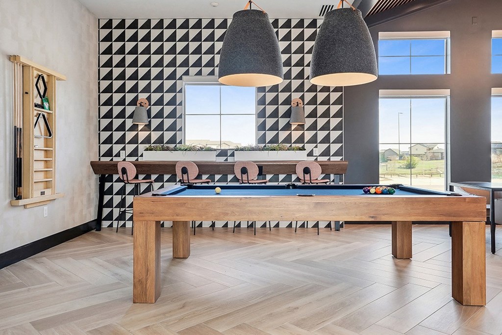 Clubhouse Lounge - Sabine