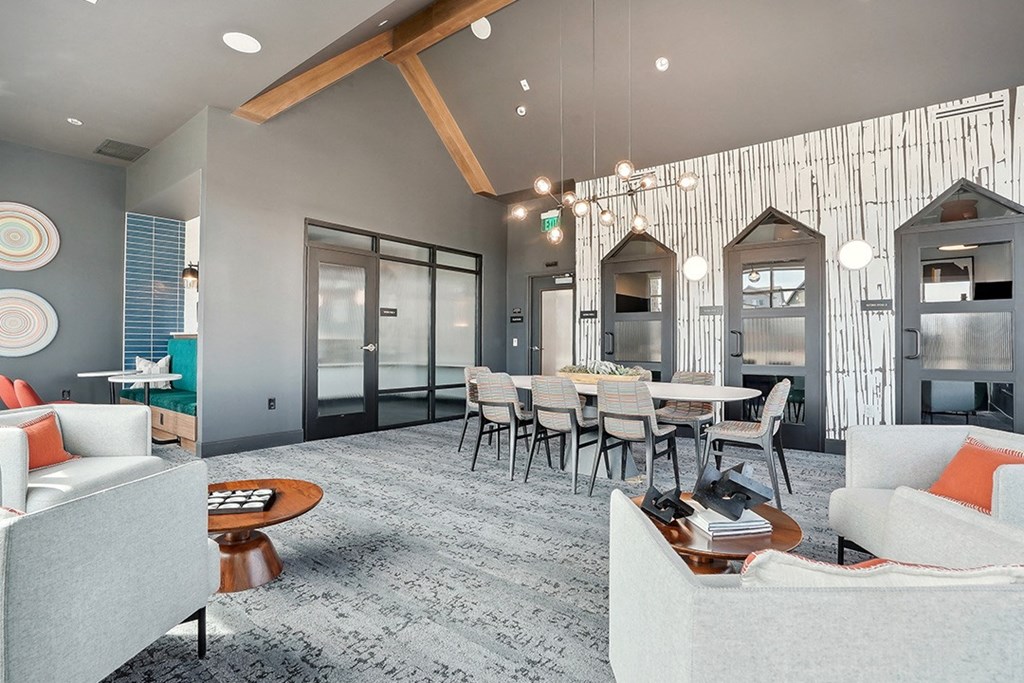 Clubhouse Lounge & Work Pods - Sabine