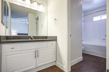 Stoneridge - Bathroom - Photo Gallery 11