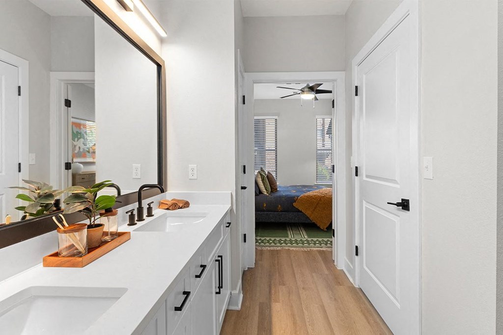 The Flats at Inverness - Bathroom