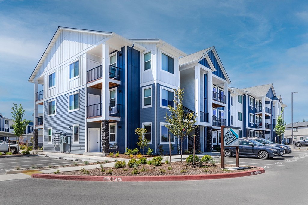 The Miles At South Cooper Mountain