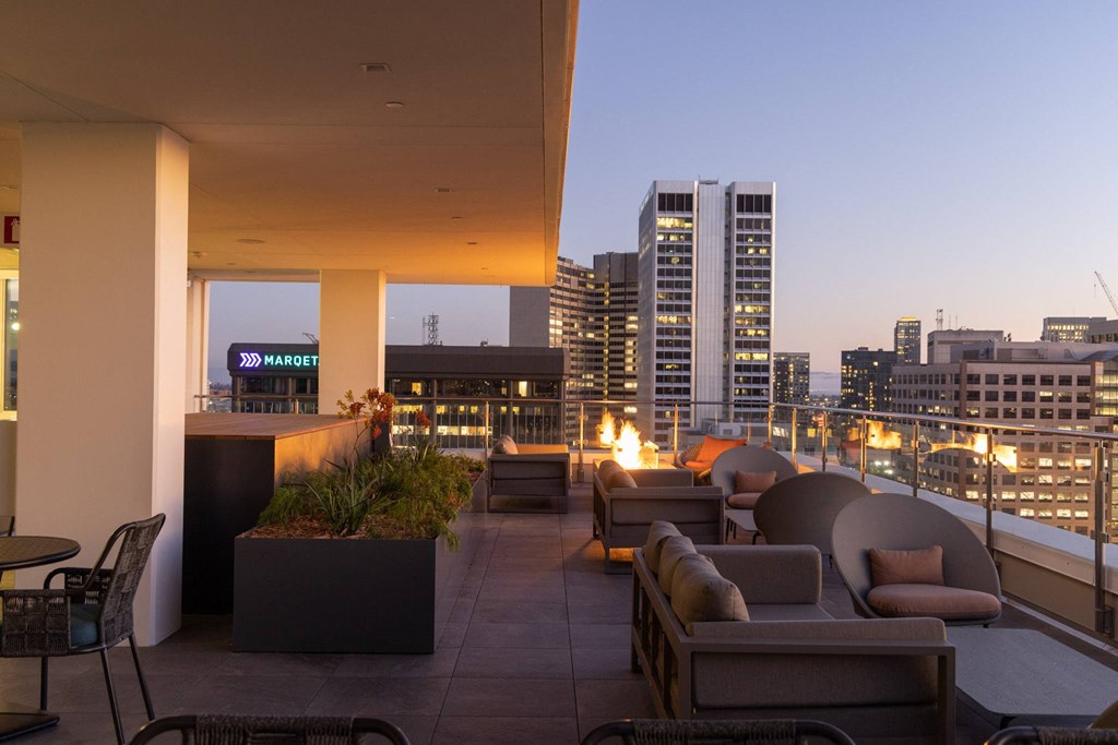 Vespr - Rooftop Terrace