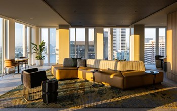 Vespr - Rooftop Lounge - Photo Gallery 30