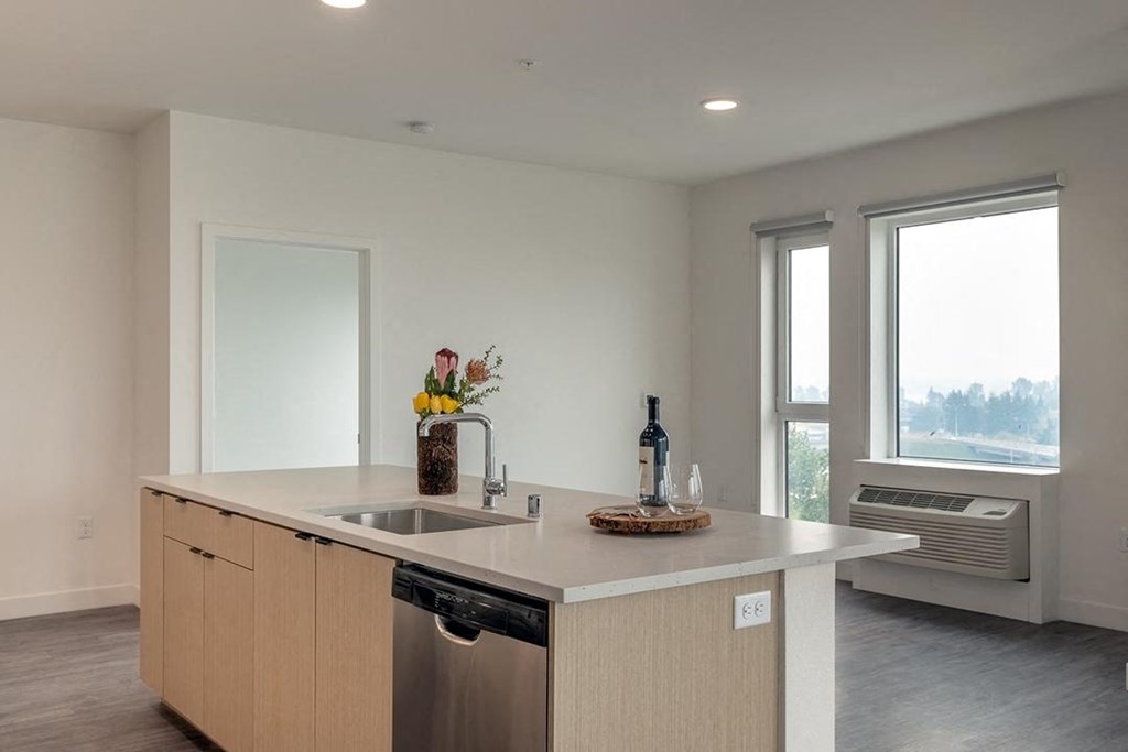 2 Bedroom Kitchen - Coen & Columbia