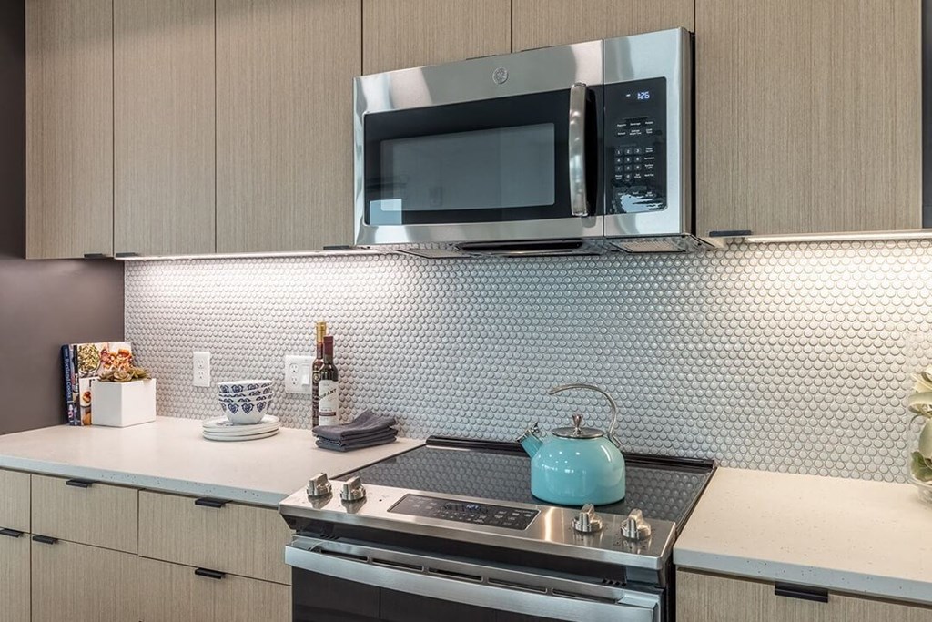 2 Bedroom Kitchen - Coen & Columbia