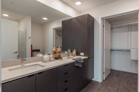 2 Bedroom Bathroom + Closet - Coen & Columbia