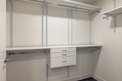 2 Bedroom Closet - Coen & Columbia