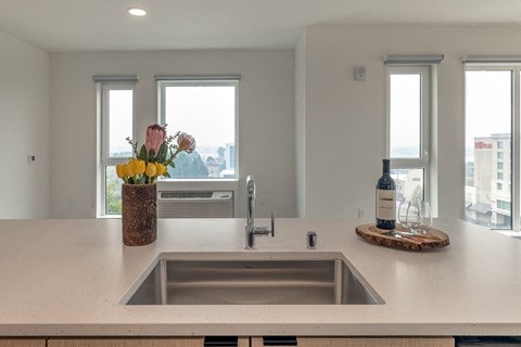 2 Bedroom Kitchen - Coen & Columbia