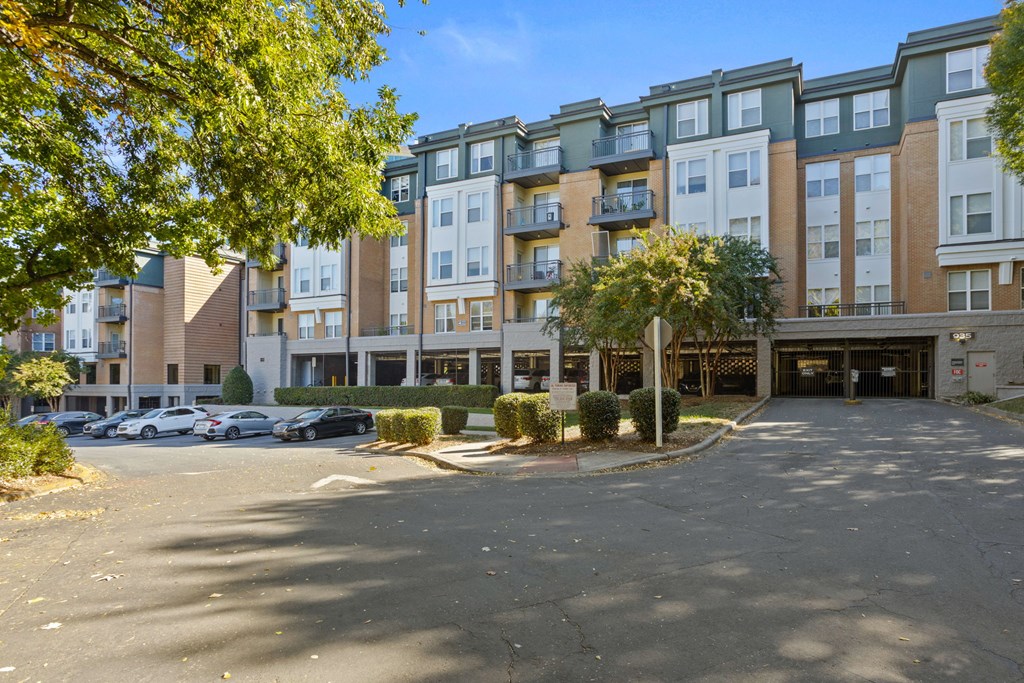Flatiron West Trade Apartments exterior view of 4-story building