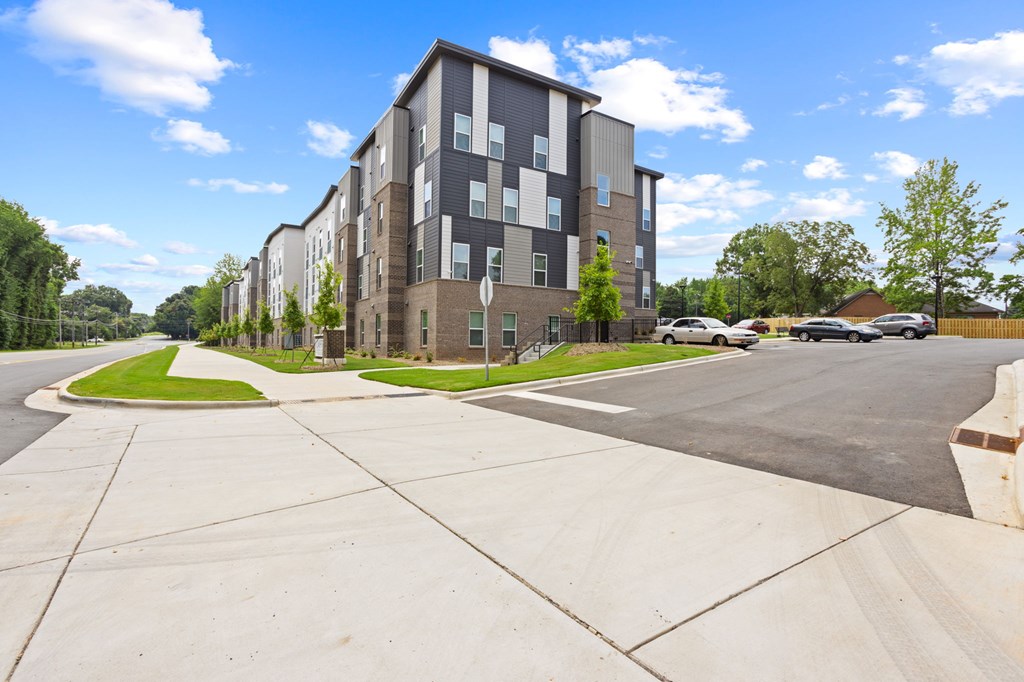 Ovata at Reedy Creek Senior Apartments in Charlotte NC Exterior