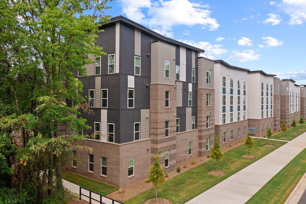 Ovata at Reedy Creek Senior Apartments in Charlotte NC Exterior