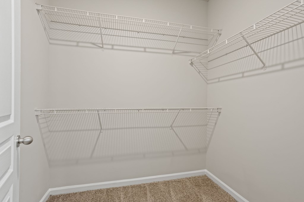 Flatiron West Trade Apartments Walk-in Pantry