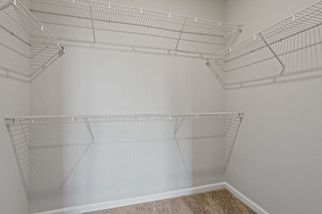 Flatiron West Trade Apartments Walk-in Pantry