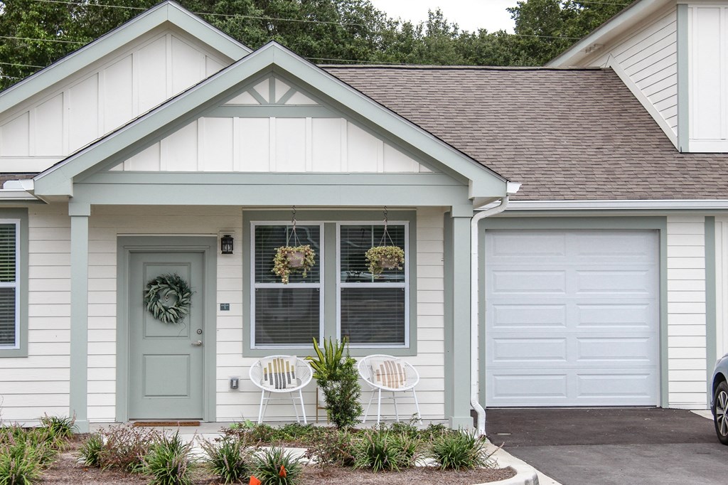 Private and Convenient Living