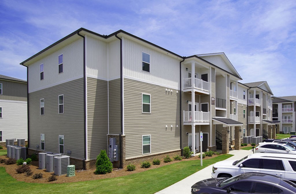 An exterior view of Peachtree Village’s apartments near Spartanburg.