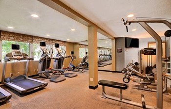 Fitness Center - Photo Gallery 2