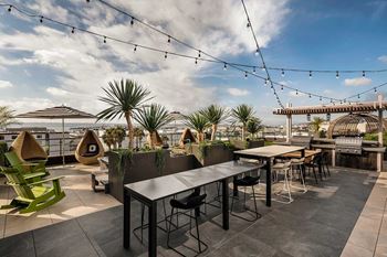 Av8 Apartments 2155 Kettner Boulevard San Diego Ca Rentcafe Av8 Apartments 2155 Kettner Boulevard San Diego Ca Rentcafe