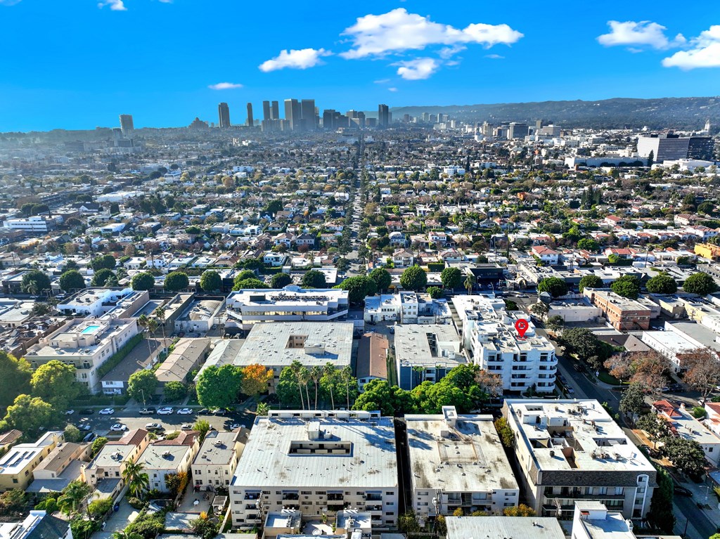 A cityscape with buildings and a clear sky at Beverly Wooster Apartments, Los Angeles