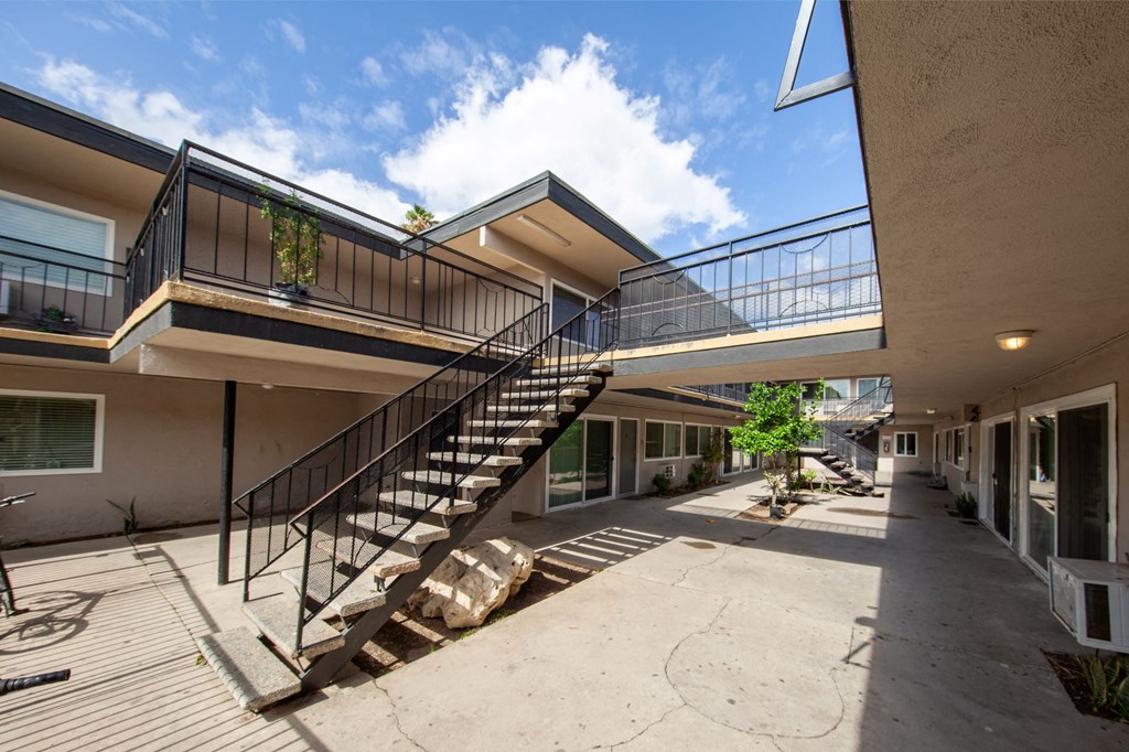 Homestead at Saticoy Community Outdoor Space