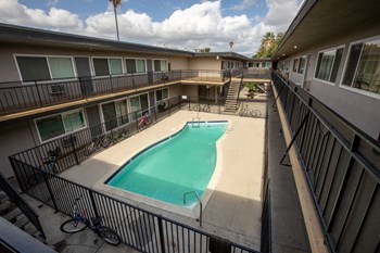 Homestead at Saticoy Pool Homestead at Saticoy Pool - Photo Gallery 4