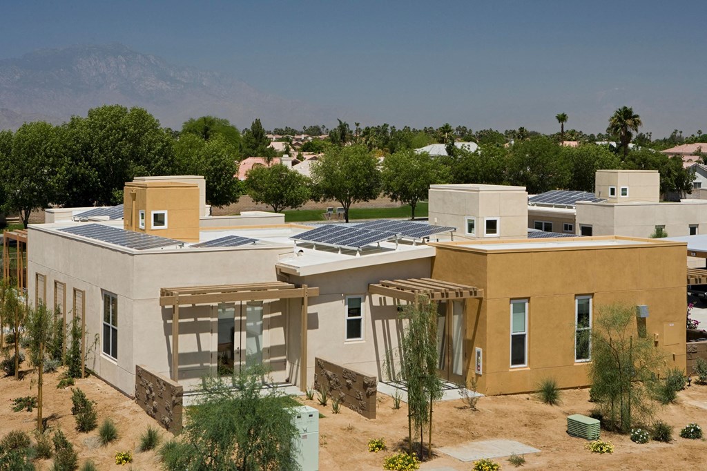 Vista Dunes Courtyard Homes Roof and Solar Panels Vista Dunes Courtyard Homes Roof and Solar Panels
