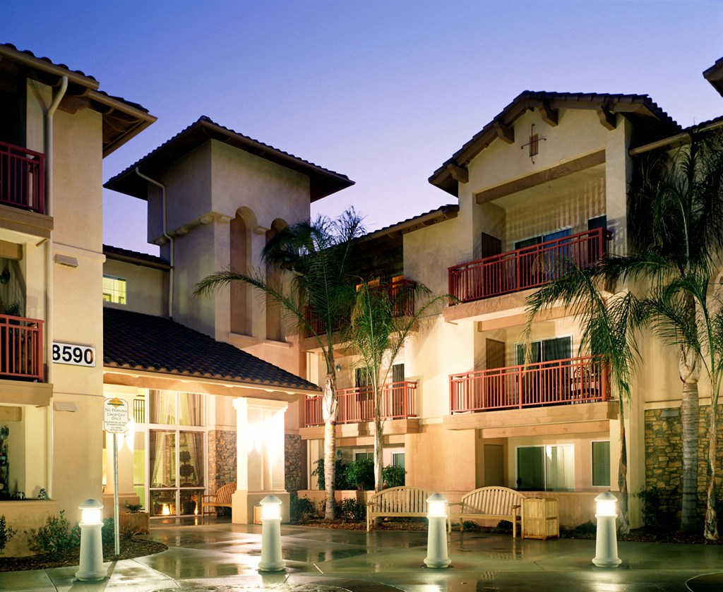 Heritage Pointe Main Entrance