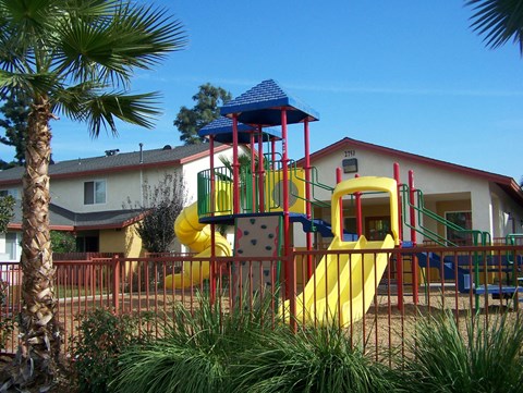 Mission Pointe at Riverside Playground