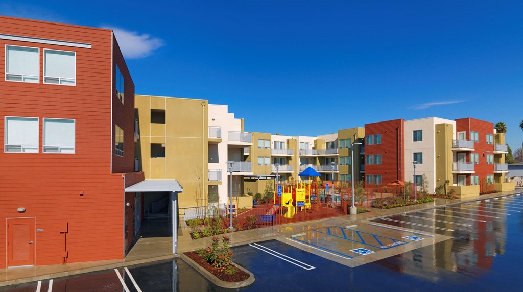 Vista Del Cielo Parking and Playground