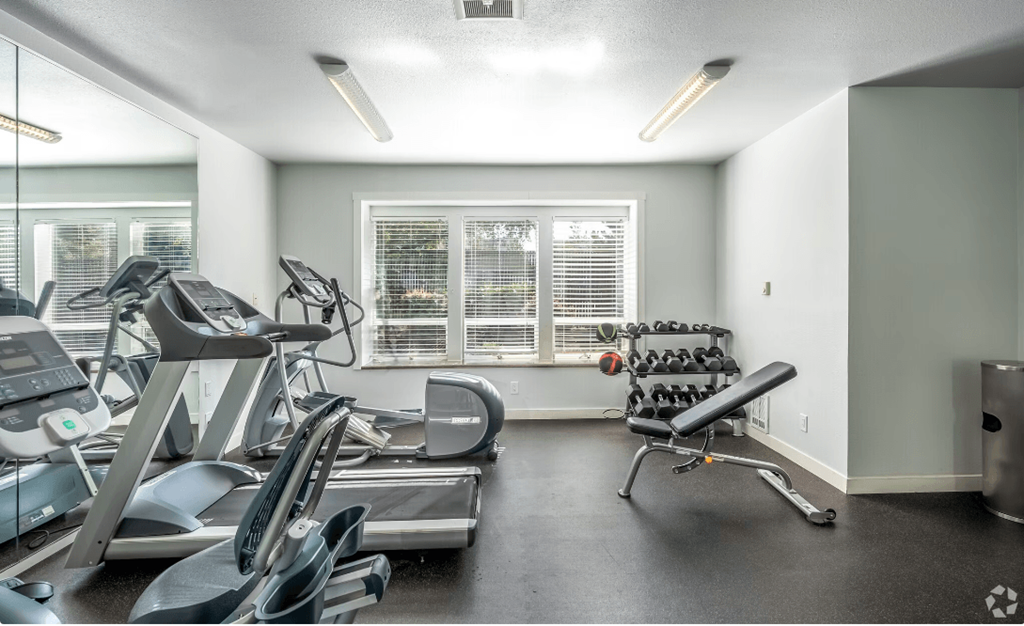 Modern Fitness Center at Sunset Park Apartments, Seattle, WA