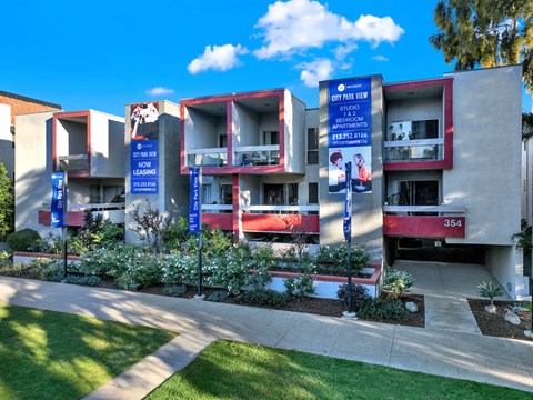 Exterior View at City Park View, Los Angeles, CA, 90057