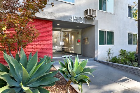 Entrance at La Fayette Marquis, Los Angeles