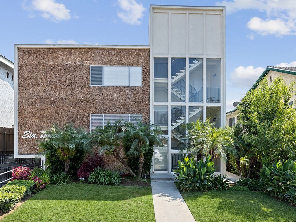 Property Exterior Front with Landscaping and Signage at Wilson Apartments in Glendale, CA