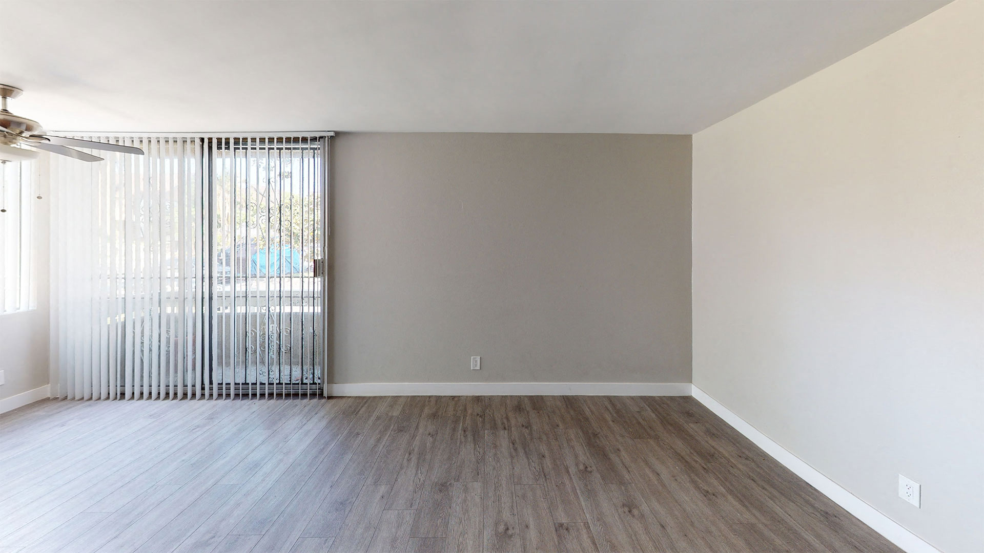 1BDR-LivingRoom at Occidental Apartments, California, 90057