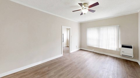 Room with Ceiling Fan at Hobart Apartments, Los Angeles, CA