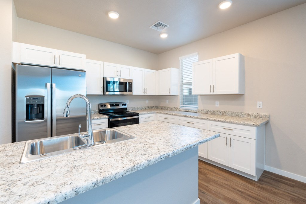 Spacious 3, 4, & 5 Bedroom Homes for rent.  Buckeye, Arizona.  Reserve at Westpark