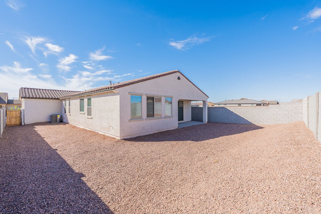 Spacious 3, 4, & 5 Bedroom Homes for rent.  Buckeye, Arizona.  Reserve at Westpark