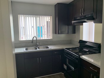 15216 Nordhoff St 1-2 Beds Apartment for Rent - Photo Gallery 3