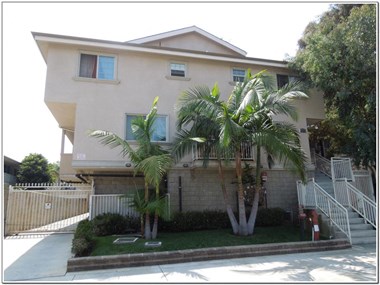 563 N. Kenmore Ave. 2 Beds Apartment for Rent