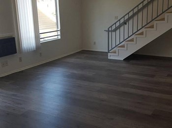 909 Irolo St. 1-2 Beds Apartment for Rent - Photo Gallery 4