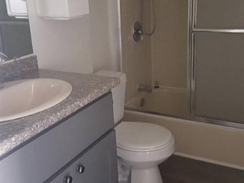 909 Irolo St. 1-2 Beds Apartment for Rent - Photo Gallery 6