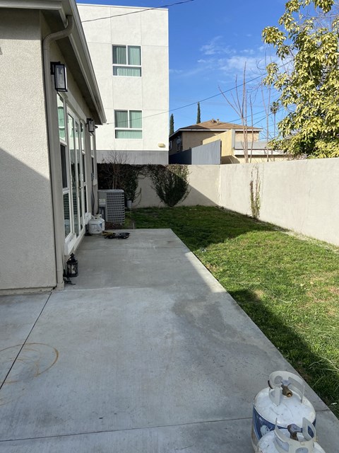 6302 Beck Ave 2-3 Beds Apartment for Rent - Photo Gallery 11