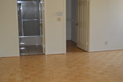 1506 S. Bedford St Studio-2 Beds Apartment for Rent