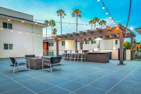 Community patio With Grilling Facility and fire pit at Bixby Hill Apartments, Long Beach, CA, 90815